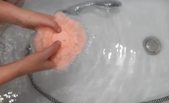 Денежная бомбочка для ванн с деньгами внутри